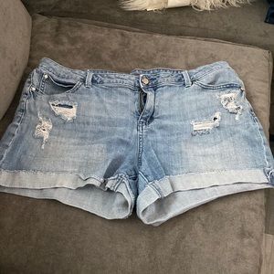 JLo jeans shorts size 14